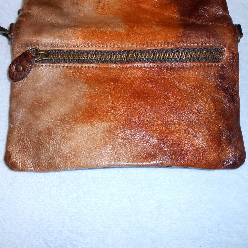 Bed Stu Cadence crossbody leather wristlet wallet - Picture 10 of 13
